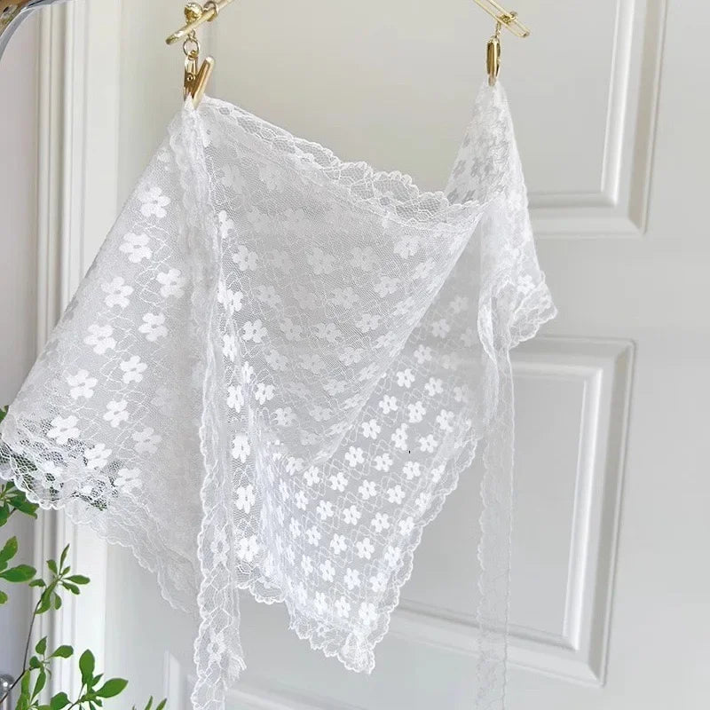 Triangular Lace White Woven Bandana