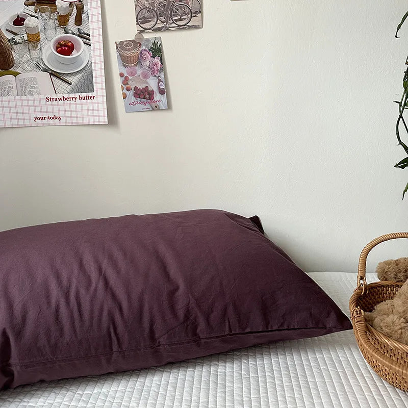 Solid Color Simple Striped Pillowcase
