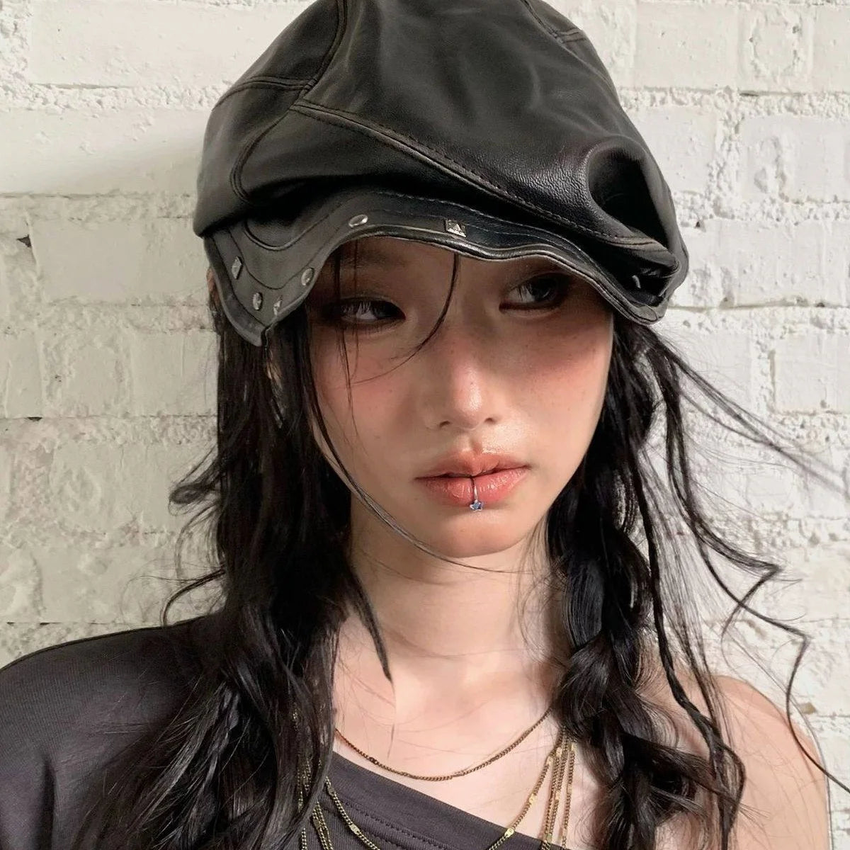 Grunge Pleated Rivet Beret Hat