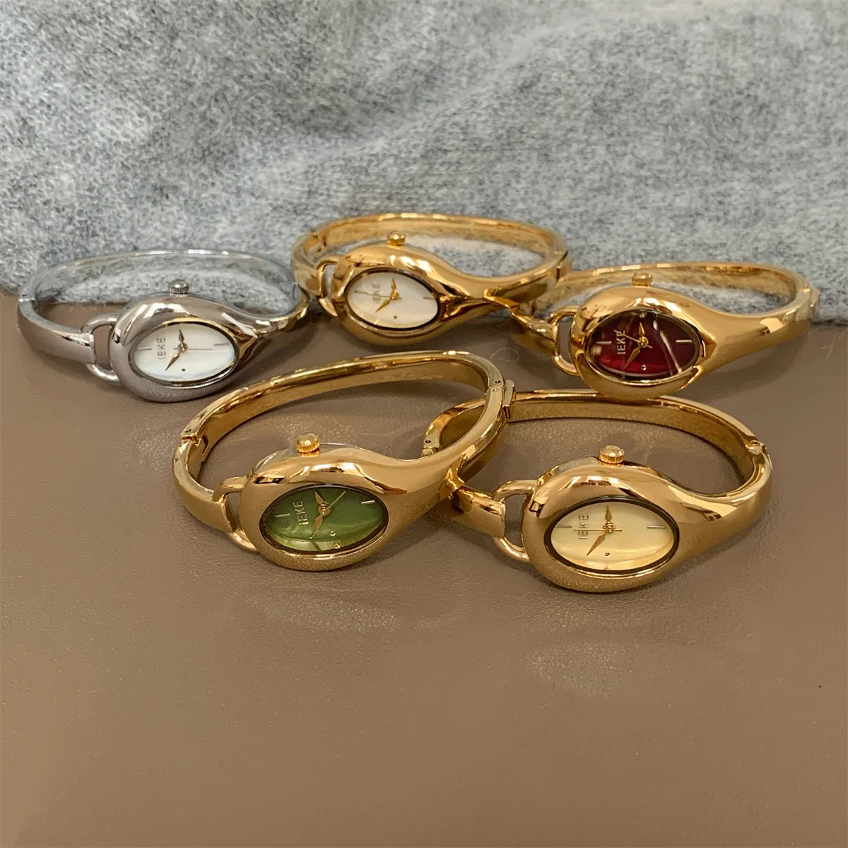 Women Bracelet Quartz Watch