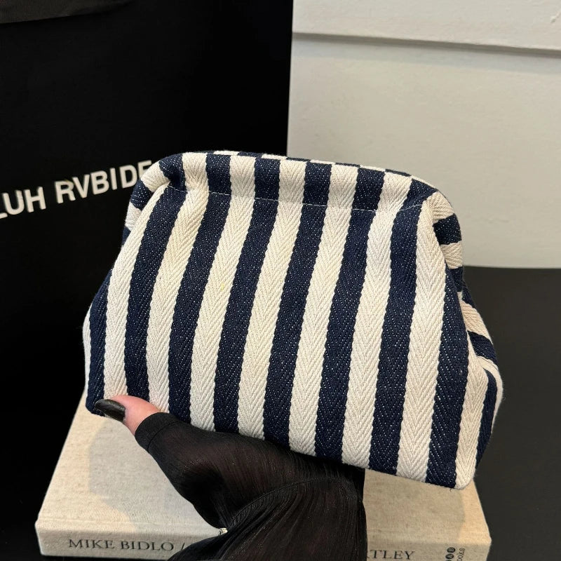 Handmade Knitted Women Beach Clutch Handbag