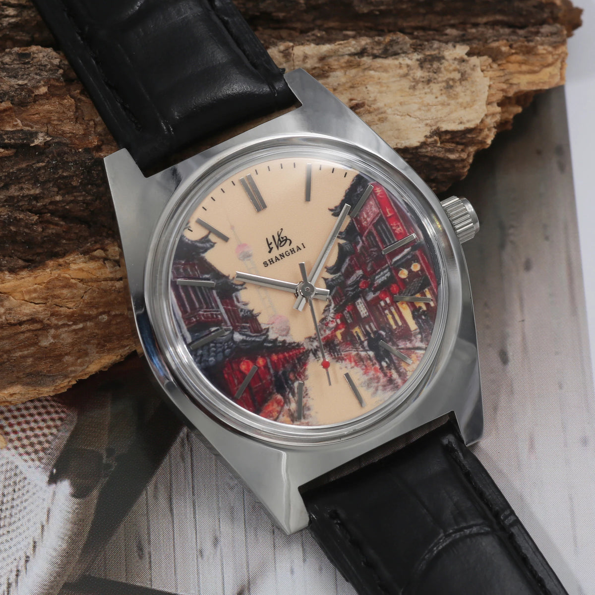 Hand-Wind Mechanical Watch