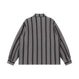 Gestreiftes Jacquard-Langarmhemd mit Kubakragen