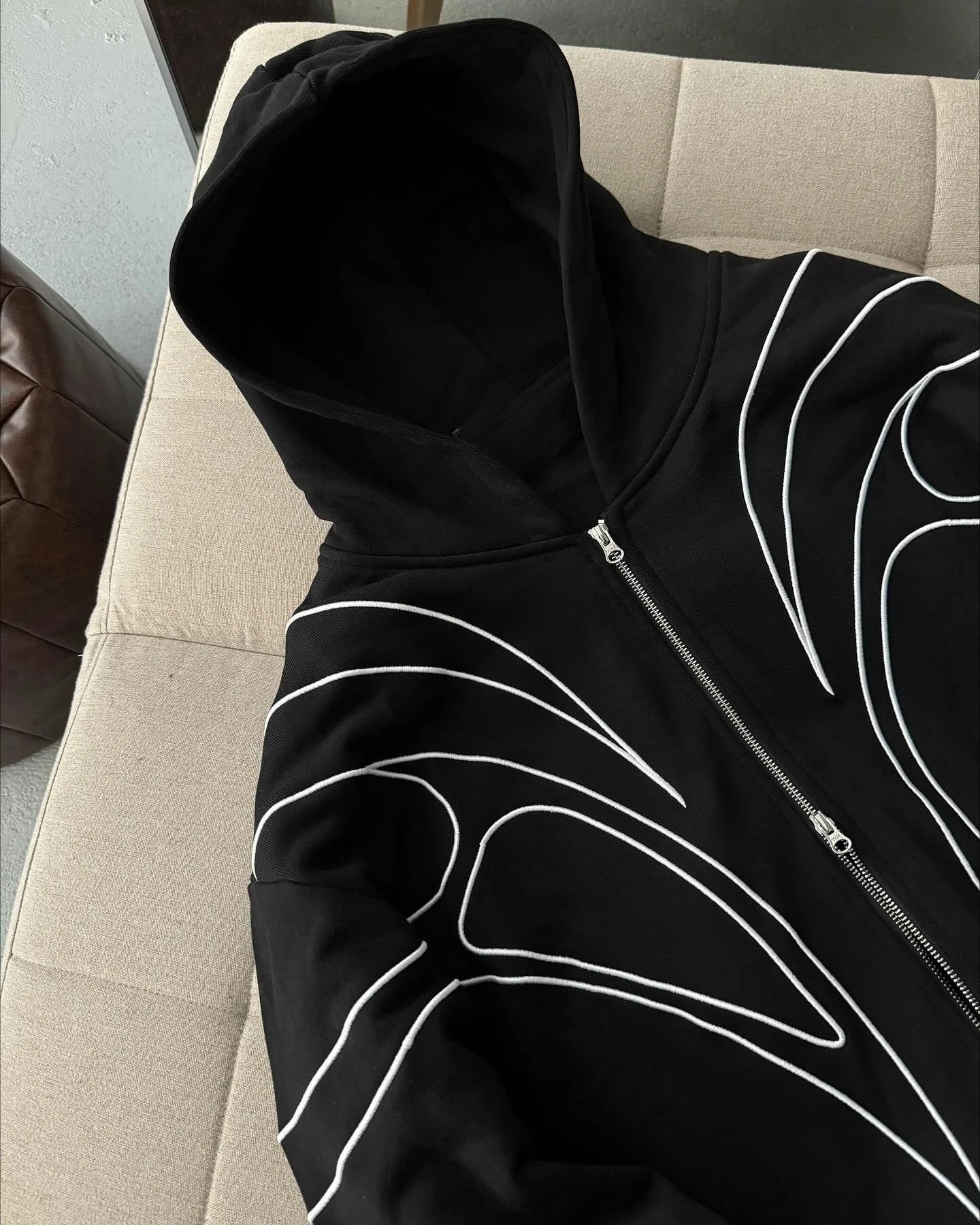 Y2K Lines Zip-up Black Hoodie