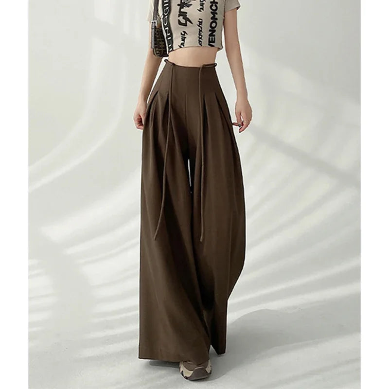 Schwarze High-Waist-Hose mit weitem Bein