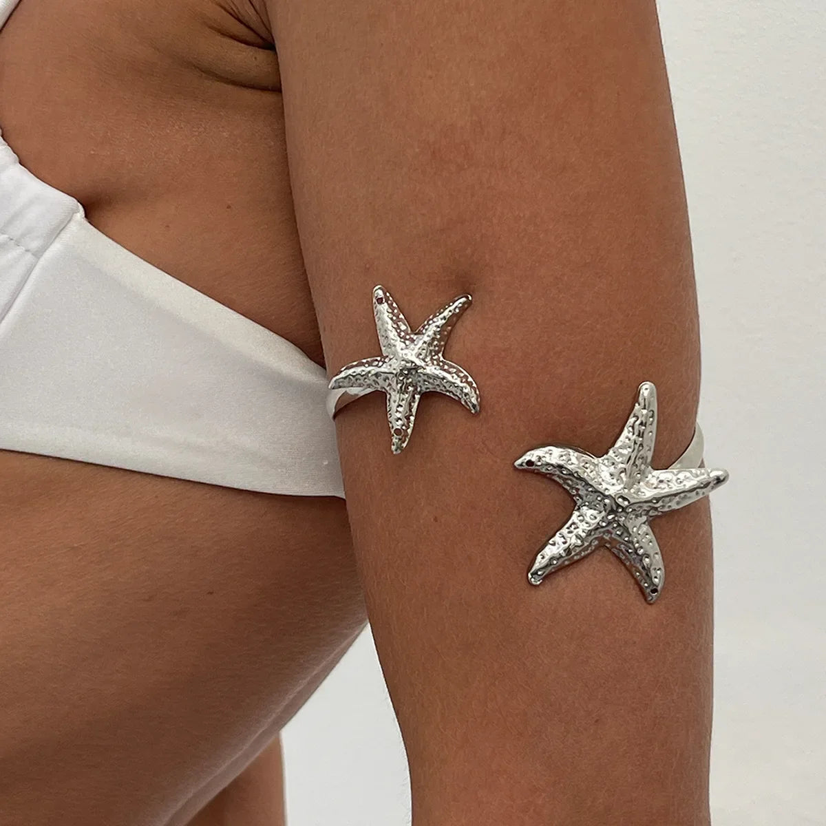 Boho Metail Starfish Arm Cuff