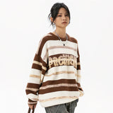 Gestreifter lockerer Winter-Kuschelpullover