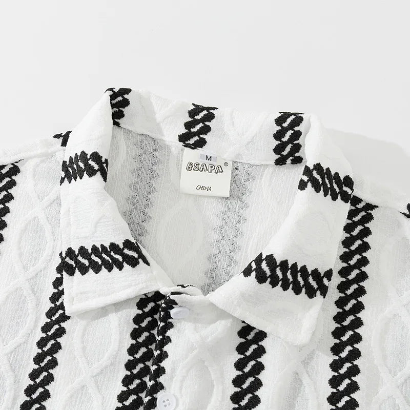 Gestreiftes Jacquard-Langarmhemd mit Kubakragen