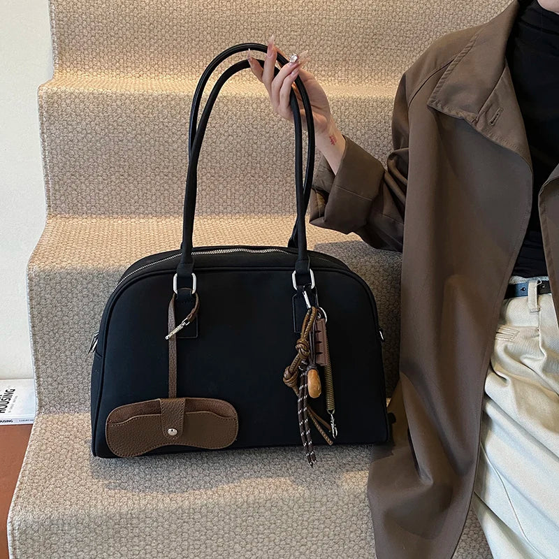Corporate Girl Fancy Solid Color Shoulder Bag