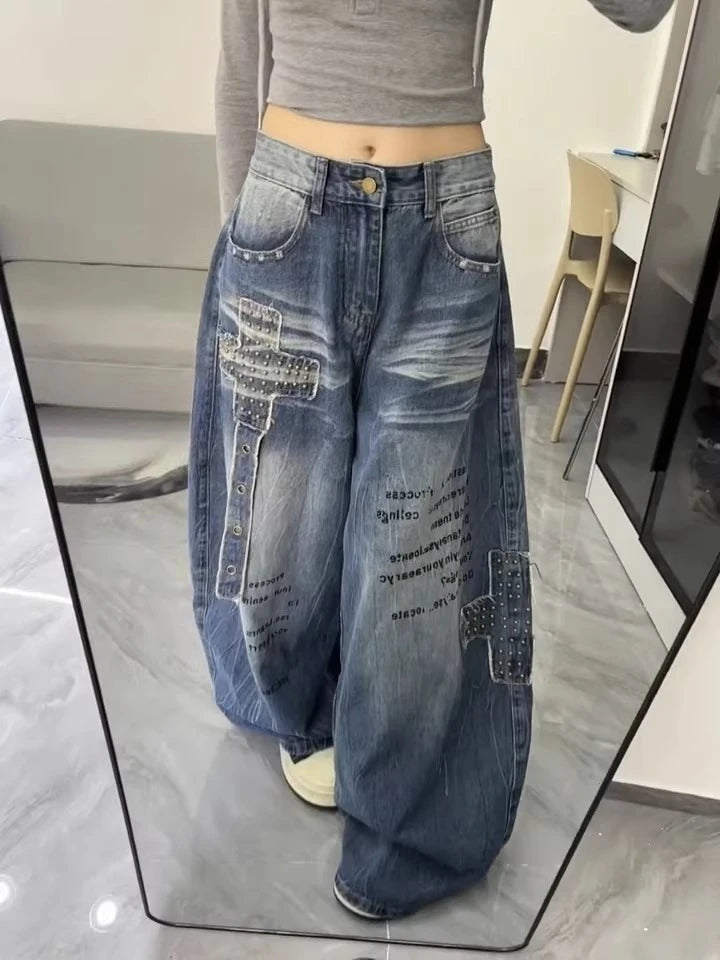Y2K Curved Distressed Baggy Jeans