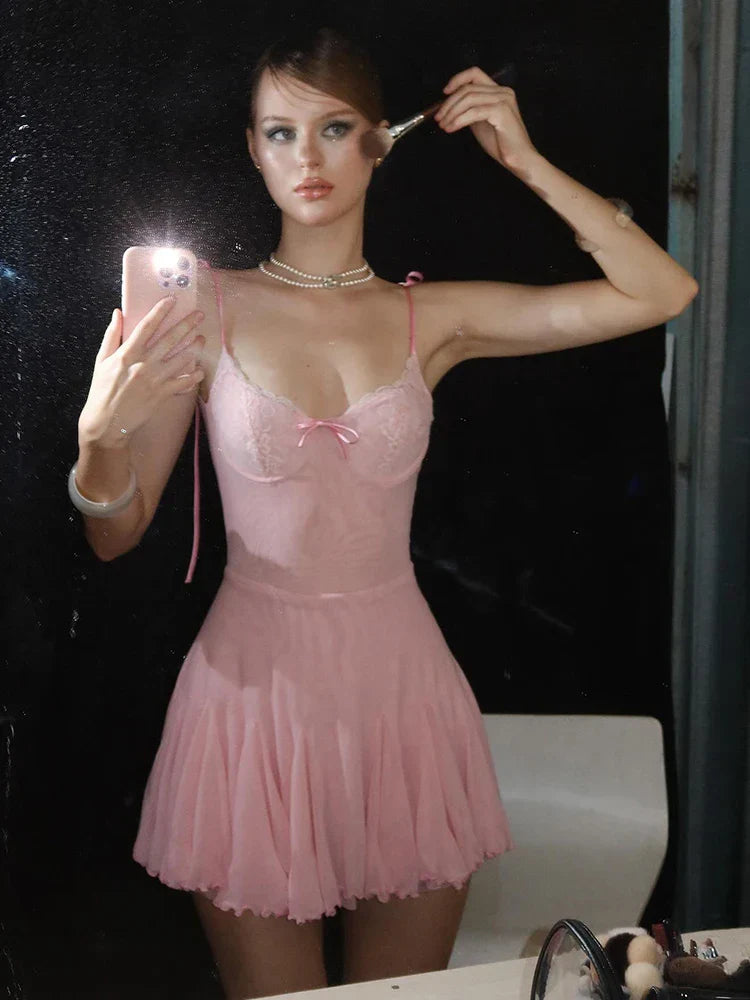 Minivestido Coquette sin Espalda con Lazo