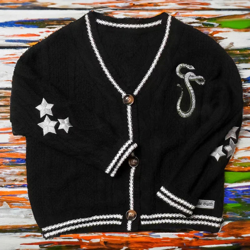 Grüner, bestickter Cardigan mit Knopfleiste