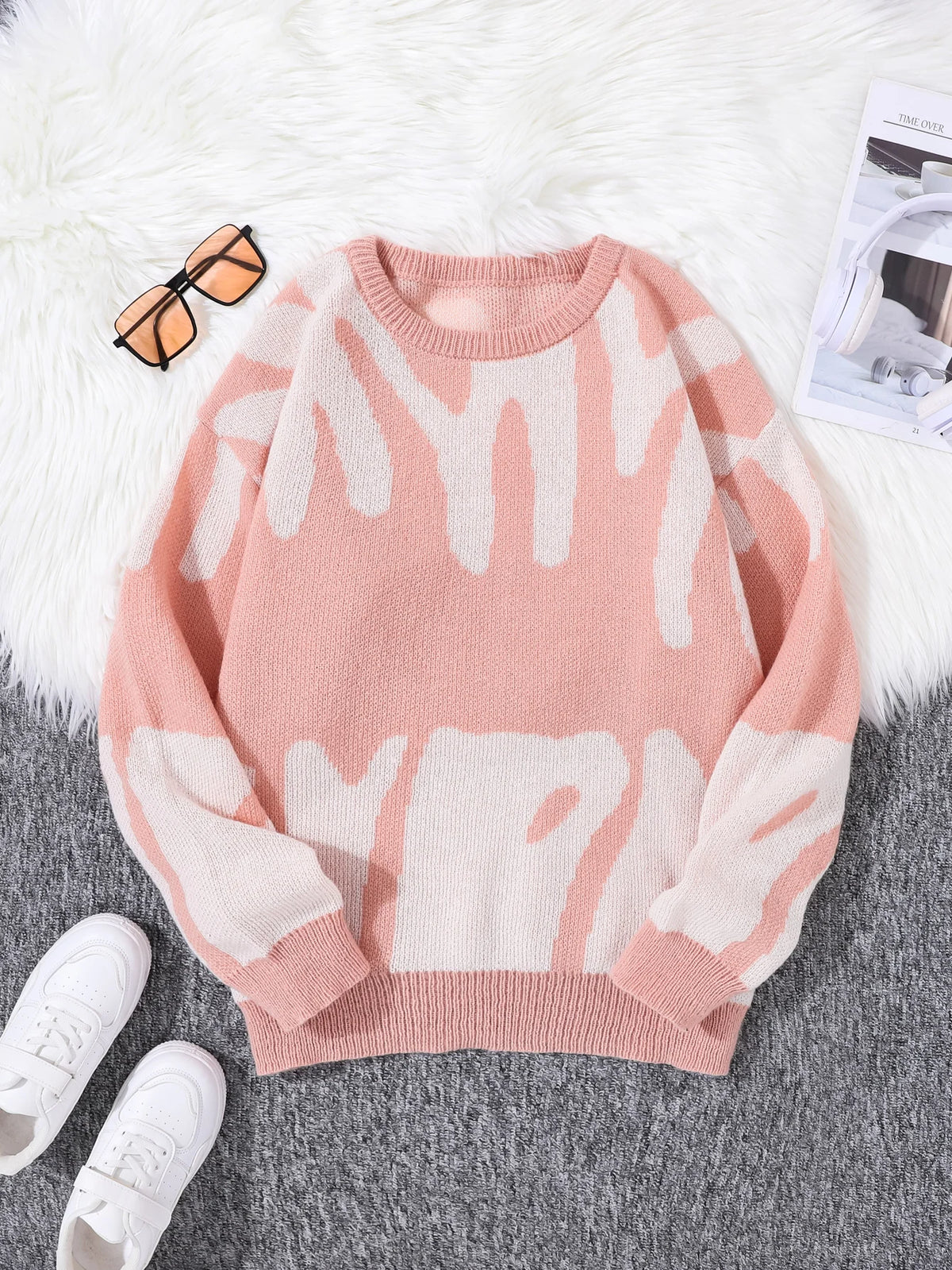 Irregular Jacquard pattern O-neck Sweater